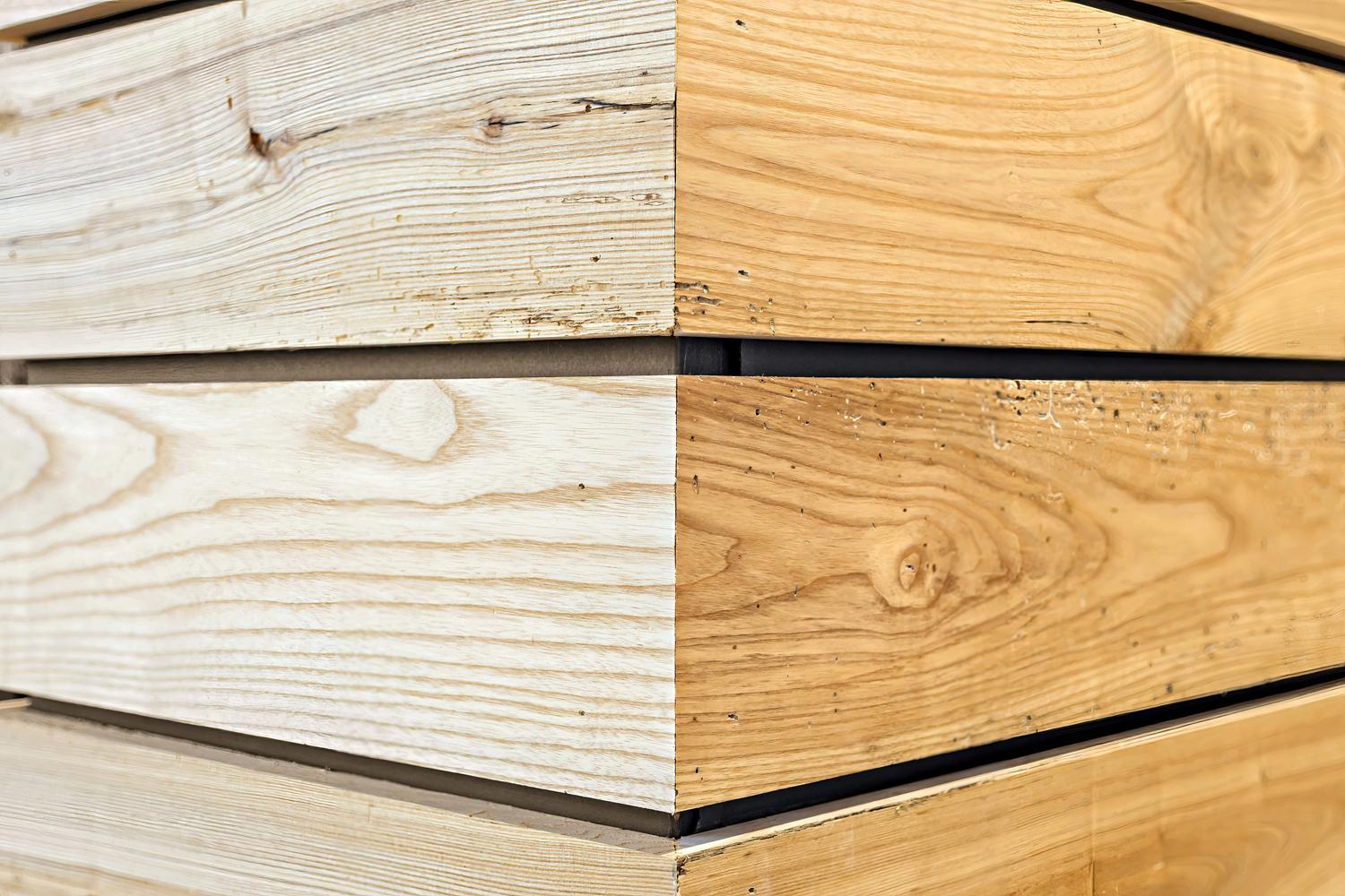 AMERICAN GOTHIC ASH | Reclaimed Wood Flooring & Paneling | Pioneer